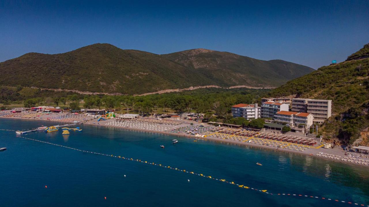 Poseidon The Beach Hotel Budva Exterior foto