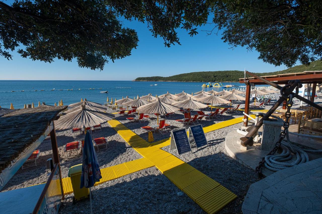 Poseidon The Beach Hotel Budva Exterior foto