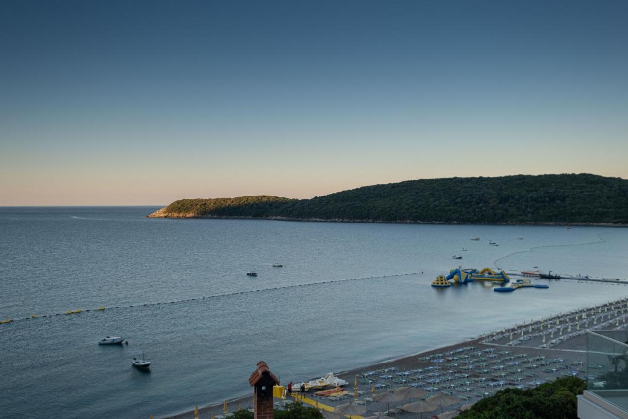 Poseidon The Beach Hotel Budva Exterior foto